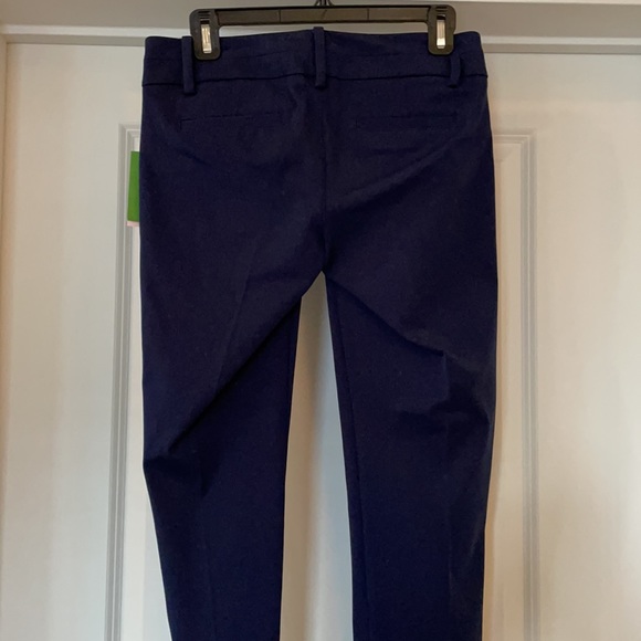 NWT LILLY PULITZER NAVY BUTTON PANTS. - Picture 5 of 6